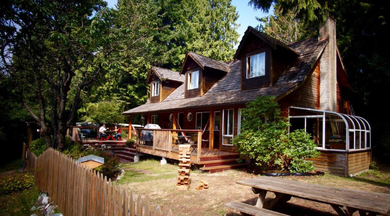 Up The Creek Backpacker'S Lodge Roberts Creek Dış mekan fotoğraf
